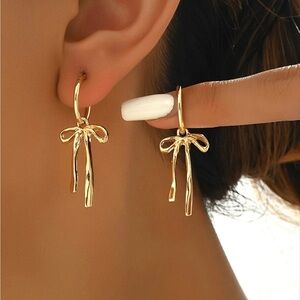 Elegant Gold Bow Hoop Earrings